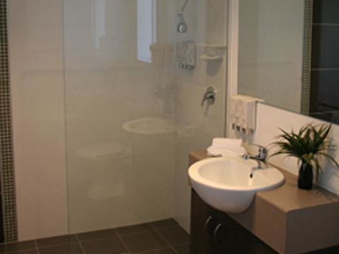 Drovers Motor Inn - Accommodation Bookings 4