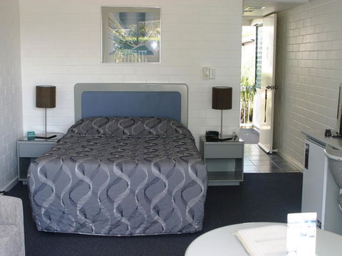Dalby Manor Motor Inn - Accommodation Bookings 26