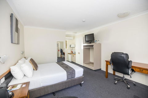 Emerald Maraboon Motor Inn - Accommodation Bookings 22