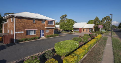 Emerald Maraboon Motor Inn - Accommodation Bookings 5