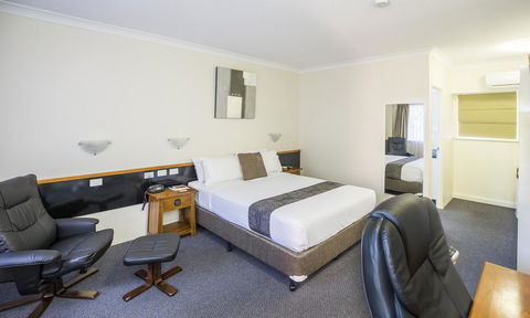 Emerald Maraboon Motor Inn - Accommodation Bookings 23