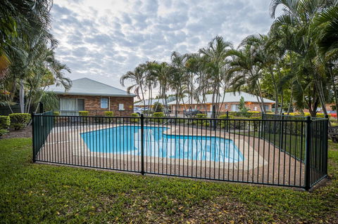 Emerald Maraboon Motor Inn - Accommodation Bookings 11