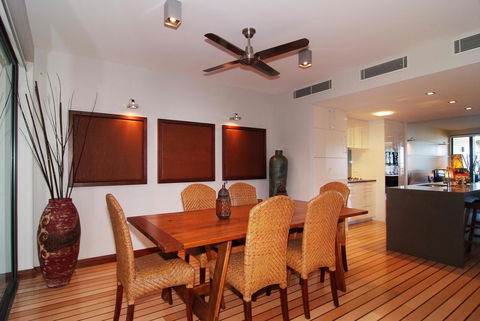 The Boathouse Apartments - Accommodation Bookings 12