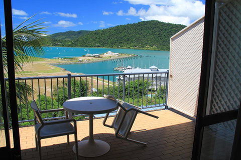 Ocean Views At Whitsunday Terraces Resort - Accommodation Bookings 5
