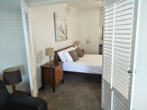 Airlie Seaview Apartments - Accommodation Bookings 3