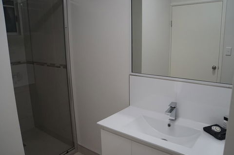 Airlie Seaview Apartments - Accommodation Bookings 15
