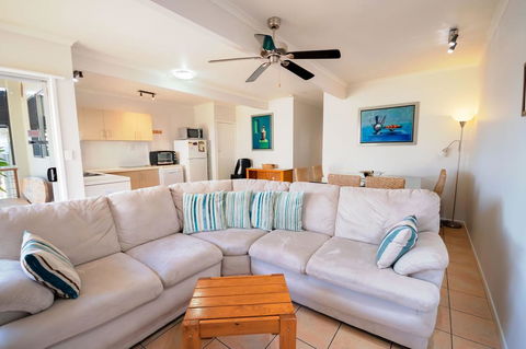 Airlie Apartments - Accommodation Bookings 10