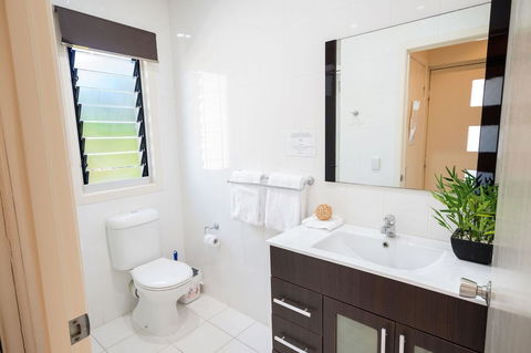 Airlie Apartments - Accommodation Bookings 22