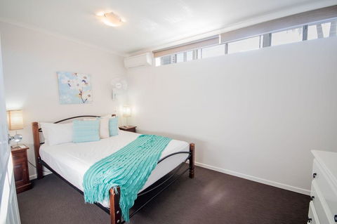 Airlie Apartments - Accommodation Bookings 15