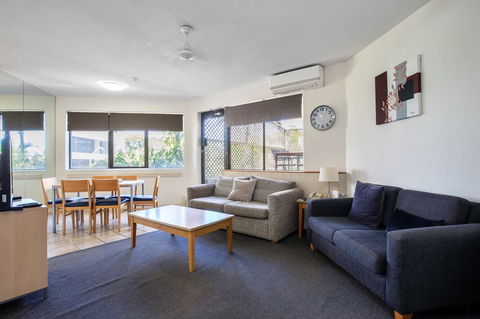 Tiki Hotel Apartments Surfers Paradise - Accommodation Bookings 3