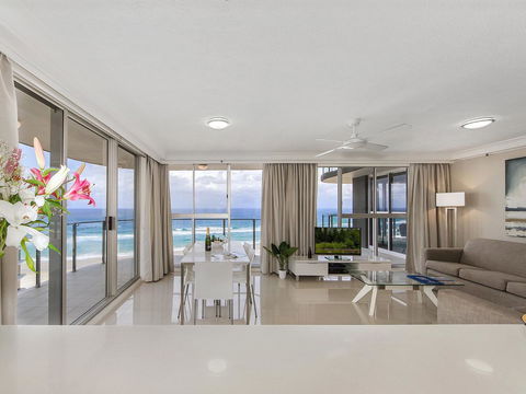 Sunbird Beach Resort Main Beach - Accommodation Bookings 18