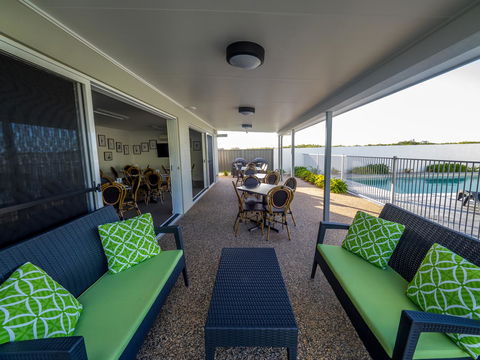 Mackay Oceanside Central Hotel Official - Accommodation Bookings 32