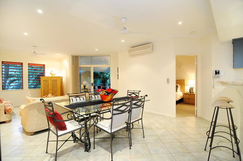 Oasis At Palm Cove - Accommodation Bookings 21