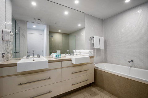 The Wave Resort - Accommodation Bookings 7