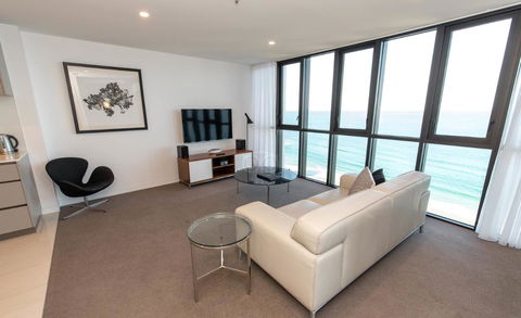 Rhapsody Resort - Official - Accommodation Bookings 28