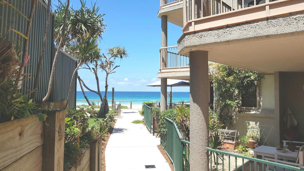 Currumbin QLD Accommodation Bookings