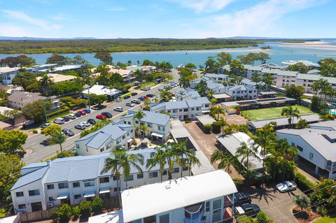 Noosa Place Resort - Accommodation Bookings 24
