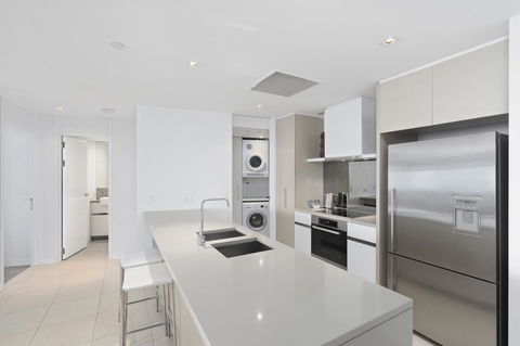 Soul Surfers Paradise - Gclr - Accommodation Bookings 3