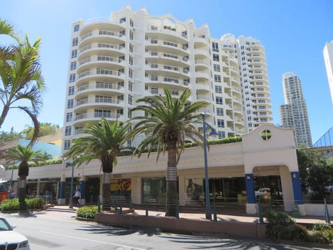 APR Private SUITES MOROC By The Beach - Accommodation Bookings 9