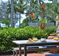 Number 2 On The Beach  Beautiful Beachfront Villa - Accommodation Bookings