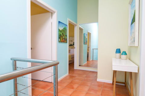 Number 2 On The Beach | Beautiful Beachfront Villa - Accommodation Bookings 19