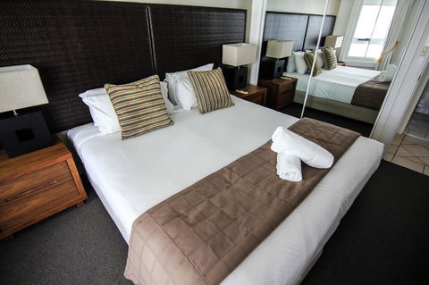 The Phoenician Resort - Accommodation Bookings 31