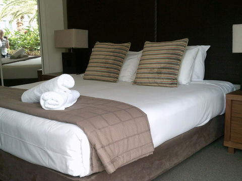 The Phoenician Resort - Accommodation Bookings 16