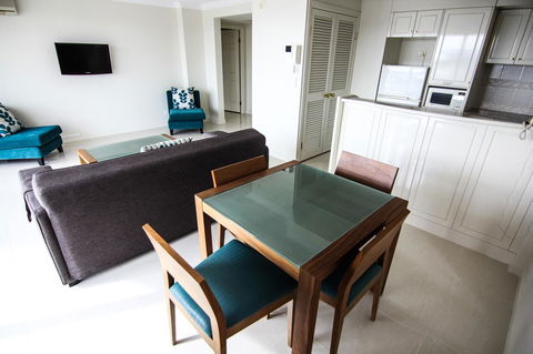 The Phoenician Resort - Accommodation Bookings 17