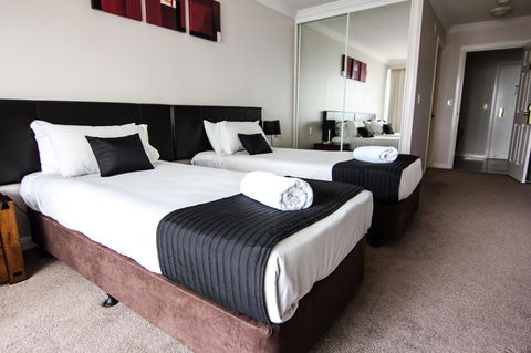 The Phoenician Resort - Accommodation Bookings 30