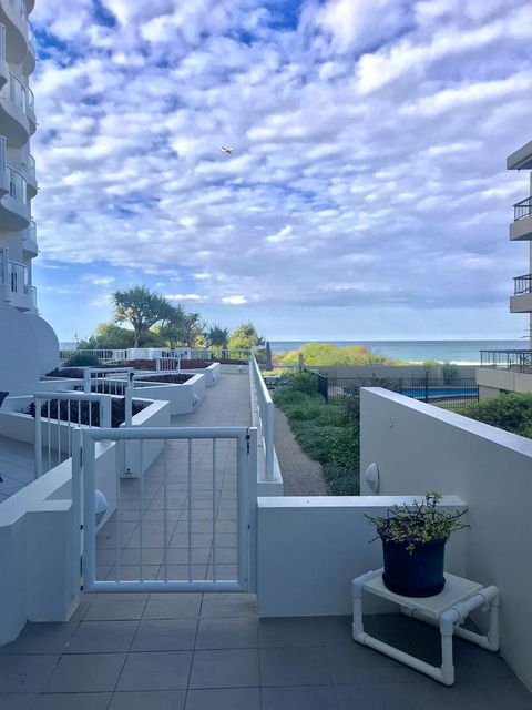 Regency On The Beach - Accommodation Bookings 8
