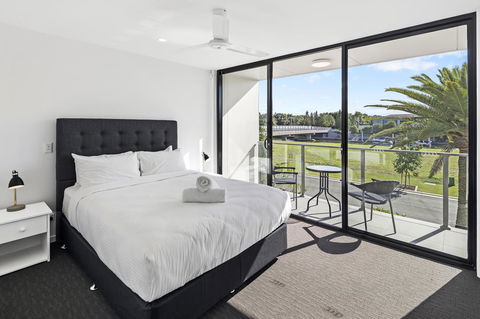 The Residences At The Peninsula - Accommodation Bookings 13