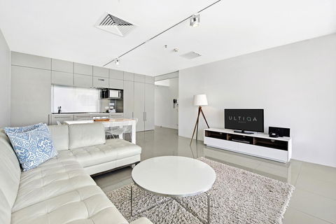 ULTIQA Air On Broadbeach - Accommodation Bookings 24