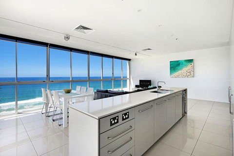 ULTIQA Air On Broadbeach - Accommodation Bookings 1