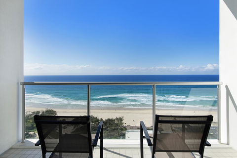 ULTIQA Air On Broadbeach - Accommodation Bookings 12