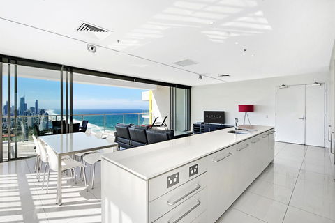 ULTIQA Air On Broadbeach - Accommodation Bookings 21