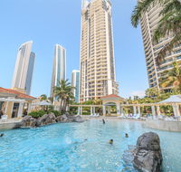 Towers of Chevron - Private Apartment