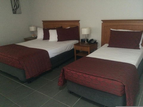 The Robert Towns - Accommodation Bookings 23