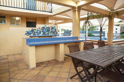 The Robert Towns - Accommodation Bookings 7
