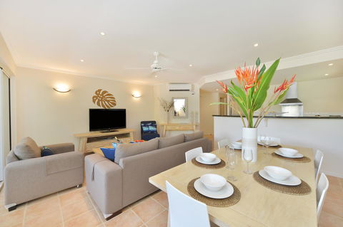 Cayman Villas Port Douglas - Accommodation Bookings 43