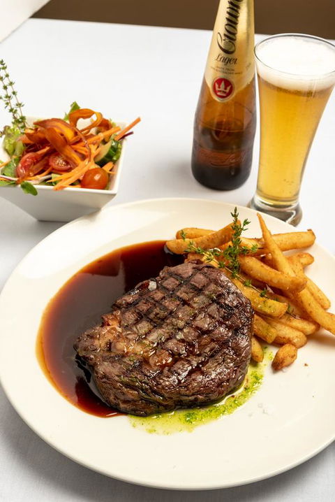 Ambassador On Ruthven - Accommodation Bookings 11