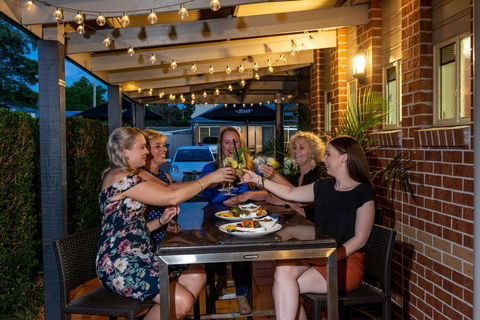 Ambassador On Ruthven - Accommodation Bookings 34