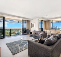 Luxury 3 Bedroom in heart of Broadbeach