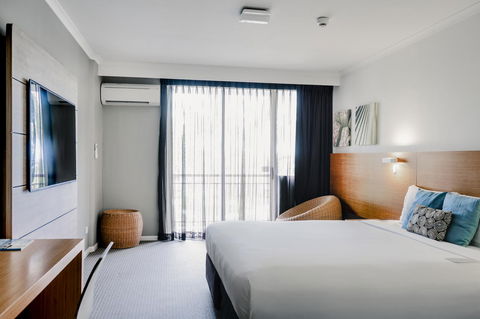 Novotel Cairns Oasis Resort - Accommodation Bookings 27
