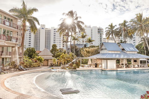 Novotel Cairns Oasis Resort - Accommodation Bookings 1
