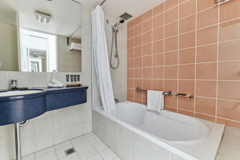 Novotel Cairns Oasis Resort - Accommodation Bookings 2