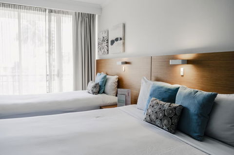 Novotel Cairns Oasis Resort - Accommodation Bookings 23