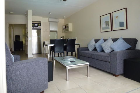 5231 BEACH CLUB PENTHOUSE - Accommodation Bookings 1
