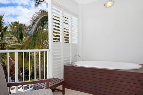 5231 BEACH CLUB PENTHOUSE - Accommodation Bookings 5