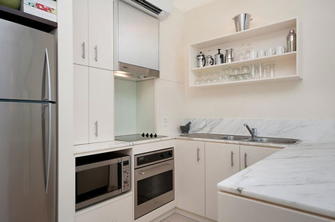 5231 BEACH CLUB PENTHOUSE - Accommodation Bookings 8