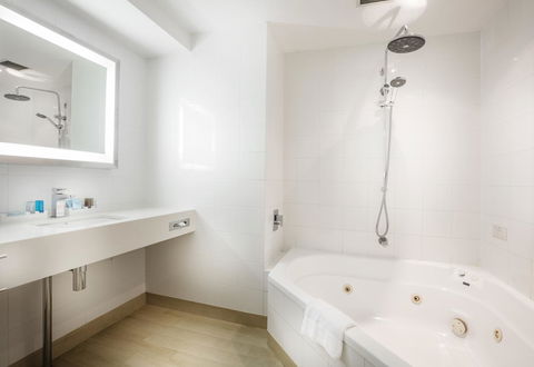 Amora Hotel Brisbane - Accommodation Bookings 16
